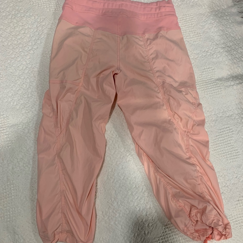 Lululemon pants - Picture 3 of 4